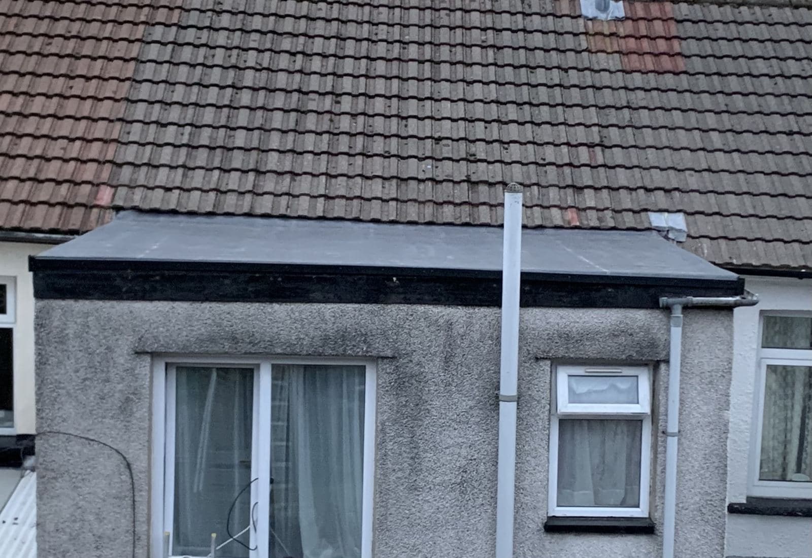 Bay window roof on a terraced house